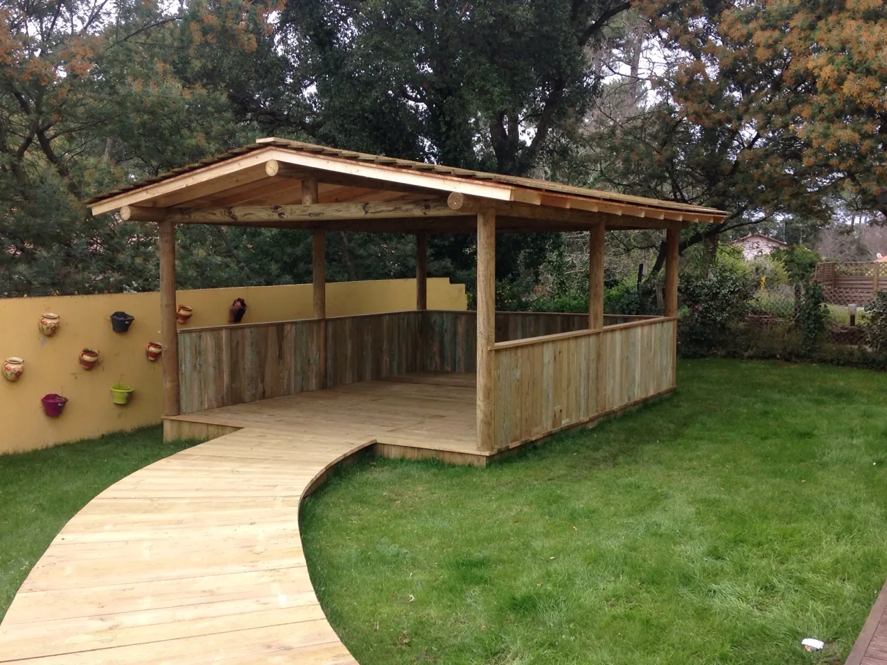 carport rondin