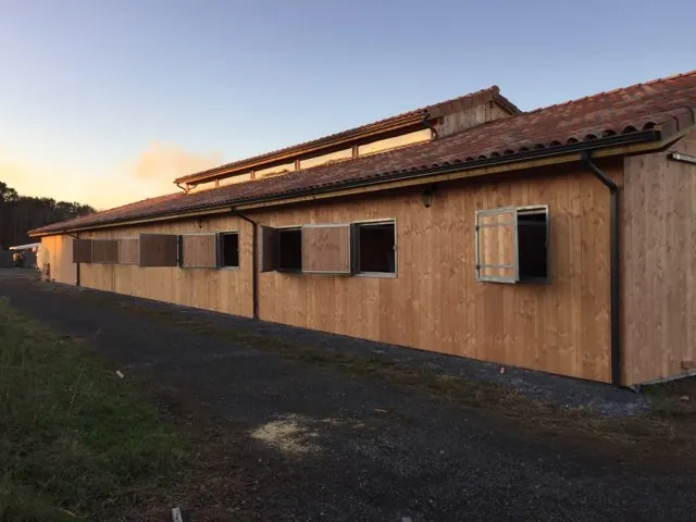 ecurie en bois